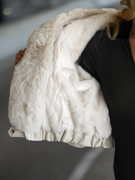 Γυναικείο δερμάτινο μπουφάν μπεζ OZONEE JS/11Z8172Z