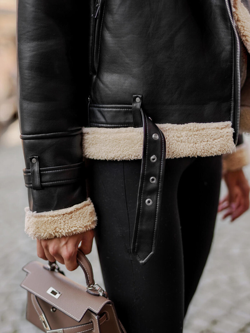 Γυναικείο δερμάτινο μπουφάν μαύρο-μπεζ OZONEE JS/11Z8177