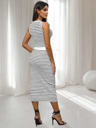 Γυναικείο σετ ασπρό/μαύρο - τοπ και φούστα OZONEE O/CH5801