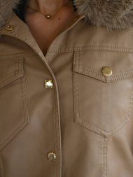 Γυναικείο δερμάτινο μπουφάν mπεζ OZONEE JS/61M8513/84