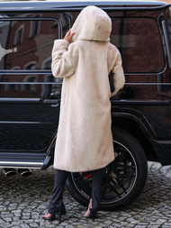 Γυναικείο χειμερινό μπουφάν από γούνα μπεζ OZONEE JS/11Z8250