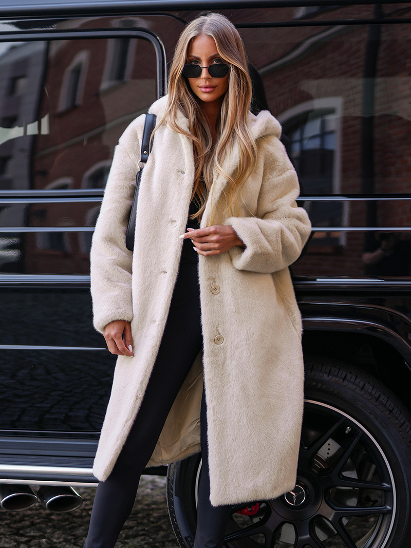 Γυναικείο χειμερινό μπουφάν από γούνα μπεζ OZONEE JS/11Z8250