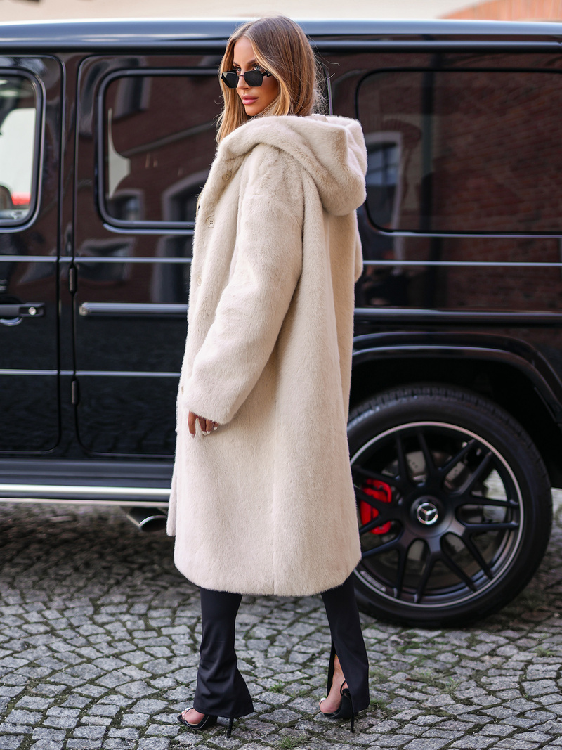 Γυναικείο χειμερινό μπουφάν από γούνα μπεζ OZONEE JS/11Z8250