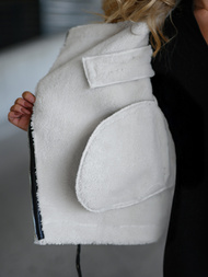 Γυναικείο δερμάτινο μπουφάν μαύρο-λευκό OZONEE JS/11Z8177Z