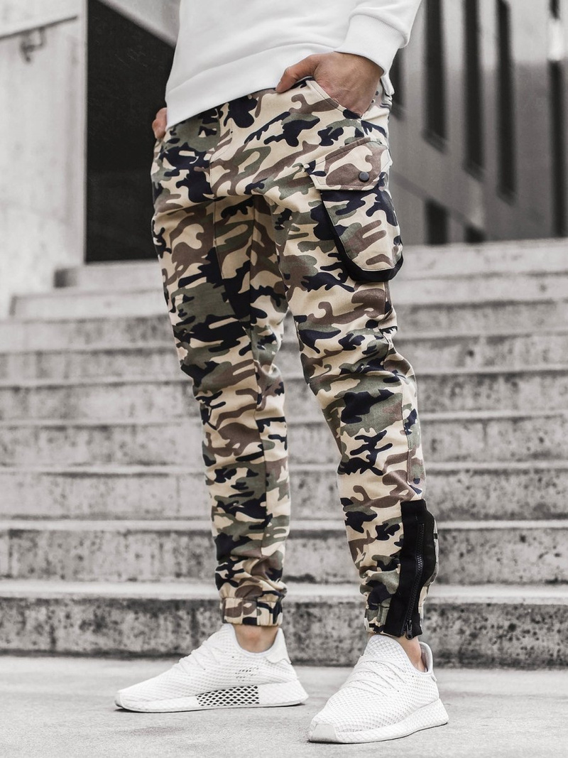 Ανδρικό παντελόνι jogger μπεζ-καμουφλάζ OZONEE A/705