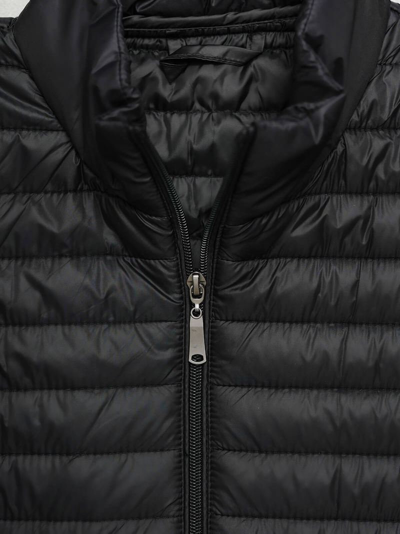 Γυναικείο αμάνικο μπουφάν μαύρο OZONEE JS/16M9072/392