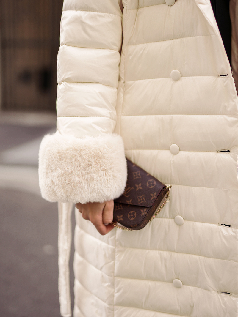 Γυναικείο παλτό mπεζ OZONEE JS/5M3160/254/BZ